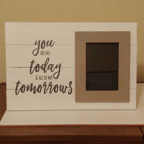 Kirklands Accents Nwt Kirkland Whitewashed Wood Frame 2x18 Poshmark